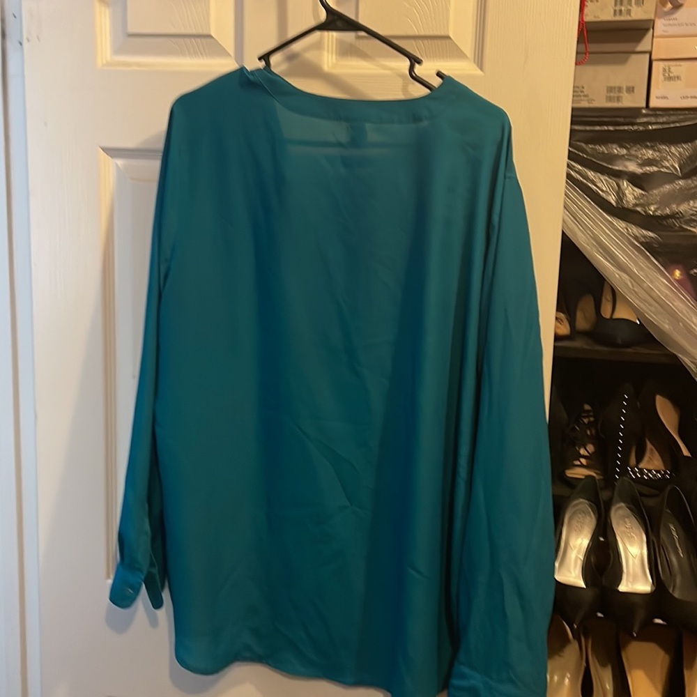 Turquoise tunic - Picture 3 of 3